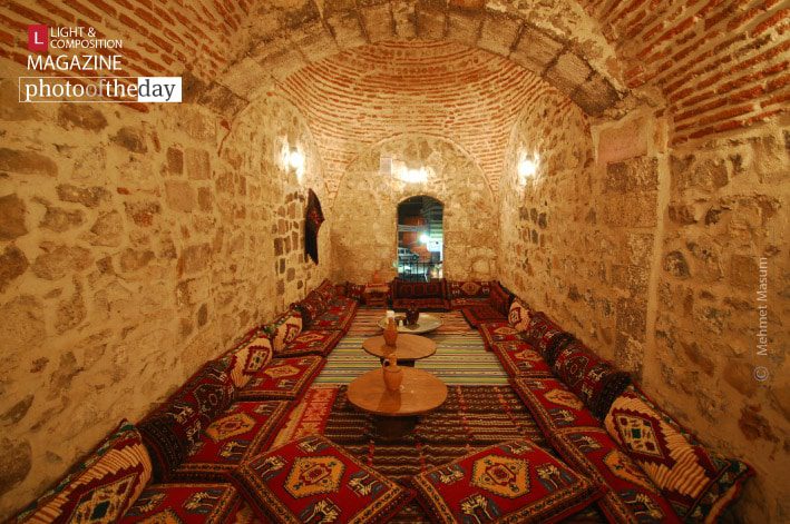 Oriental Room from Diyarbakir by Mehmet Masum Suer Oriental Room from Diyarbakir by Mehmet Masum Suer - Architectural Photography, Photo of the Day, Photography Awards, Online Photography Courses, Diyarbakir