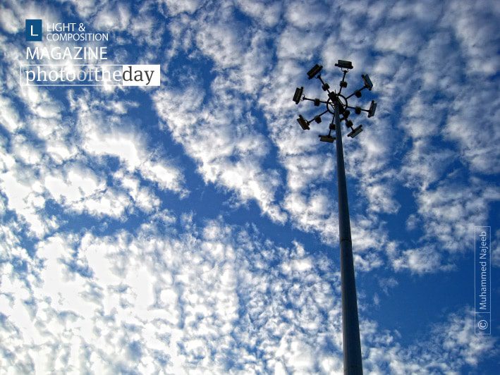 The Magic Wand, by Muhammed Najeeb The Magic Wand, by Muhammed Najeeb - Photojournalism, Color Photography, Award Winning Photography, Photography Awards, Muhammed Najeeb