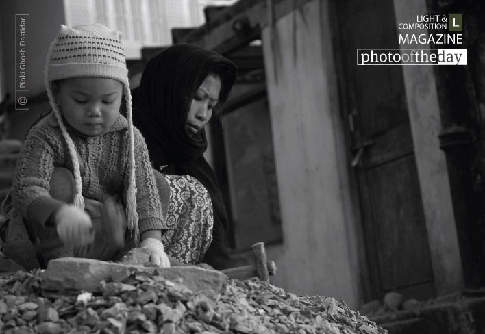 Mother and Child, by Pinki Ghosh Dastidar Mother and Child, by Pinki Ghosh Dastidar - Documentary Photography, Photojournalism, Mother and Child, Photo of the Day, Pinki Ghosh Dastidar
