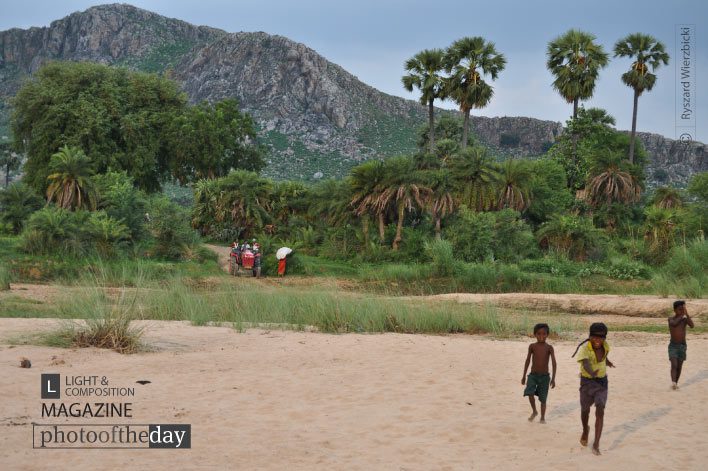 Around Bodh Gaya, by Ryszard Wierzbicki Around Bodh Gaya, by Ryszard Wierzbicki - Travel Photography, Photojournalism, Award Winning Photography, Bodh Gaya Photography, Ryszard Wierzbicki
