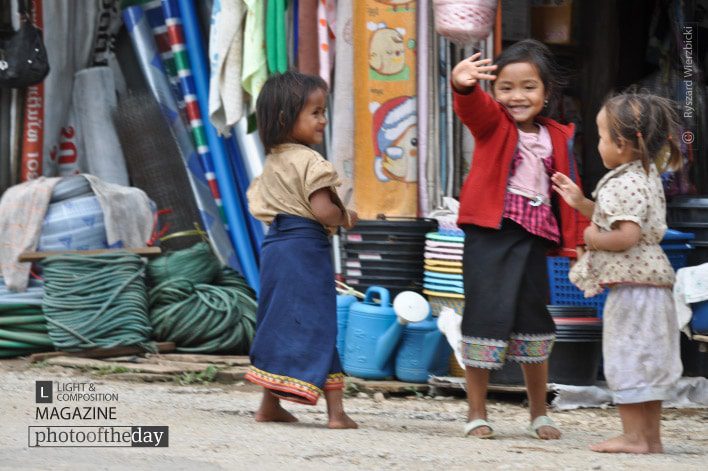 Hello! Stranger, by Ryszard Wierzbicki - Travel Photography, Photo of the Day, Award Winning Photography, Photography Awards,  Photojournalism