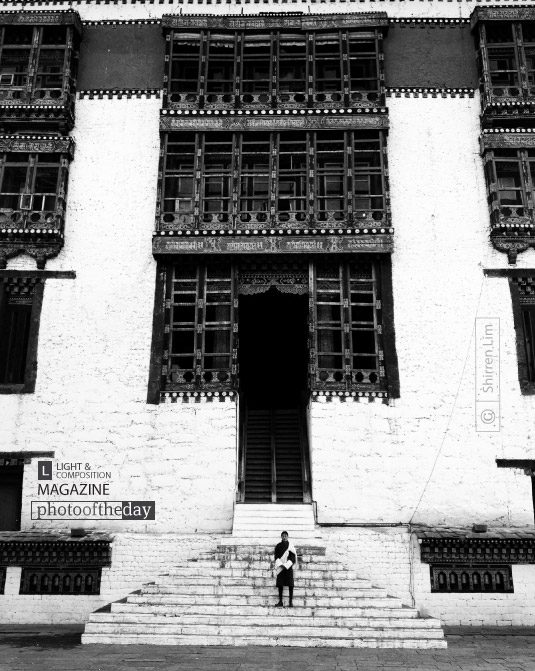 Standing Tall by Shirren Lim Standing Tall by Shirren Lim - Architectural Photography, Photojournalism, Art Photography, Photography Awards, Online Photography Courses