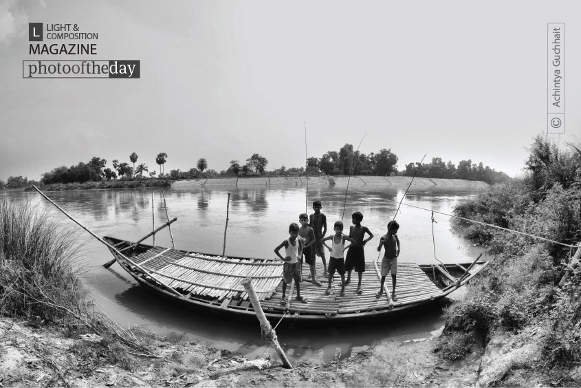 Fisherman Gang, by Achintya Guchhait Fisherman Gang, by Achintya Guchhait - Documentary Photography, Photojournalism, Award Winning Photography, Children Photography, Achintya Guchhait