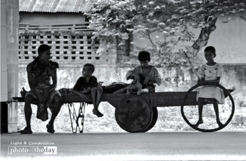 Break Time, by Shahnaz Parvin - Photojournalism, Documentary Photography, Art Photography, Photo of the Day, Shahnaz Parvin