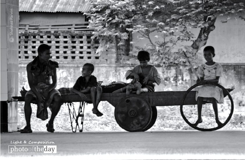 Break Time, by Shahnaz Parvin Break Time, by Shahnaz Parvin - Photojournalism, Documentary Photography, Art Photography, Photo of the Day, Shahnaz Parvin