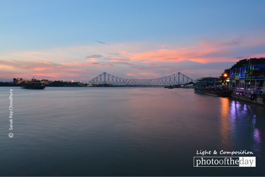 Howrah Bridge, by Sanak Roy Choudhury Howrah Bridge, by Sanak Roy Choudhury - Travel Photography, Award Winning Photography, Howrah Bridge, Photo of the Day, Kolkata Photography