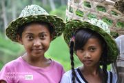 Balinese Girls, by Ryszard Wierzbicki - Photojournalism, Portrait Photography, Award Winning Photography, Balinese Girls, Ryszard Wierzbicki
