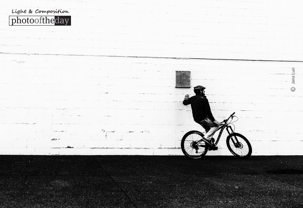 Take a Break, by Jana Luo Take a Break, by Jana Luo - Photojournalism, Black and White Photography, Photo of the Day, Photography Awards, Jana Luo