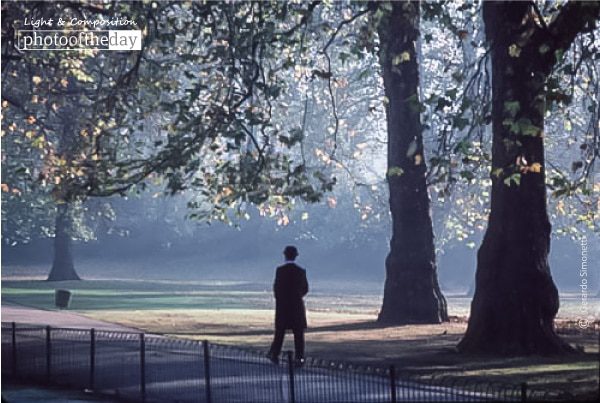 Caretaker Hyde Park, London, in 1985, by Gerardo Simonetti Caretaker Hyde Park, London, in 1985, by Gerardo Simonetti - Documentary Photography, Photojournalism, Award Winning Photography, Photo of the Day, Gerardo Simonetti