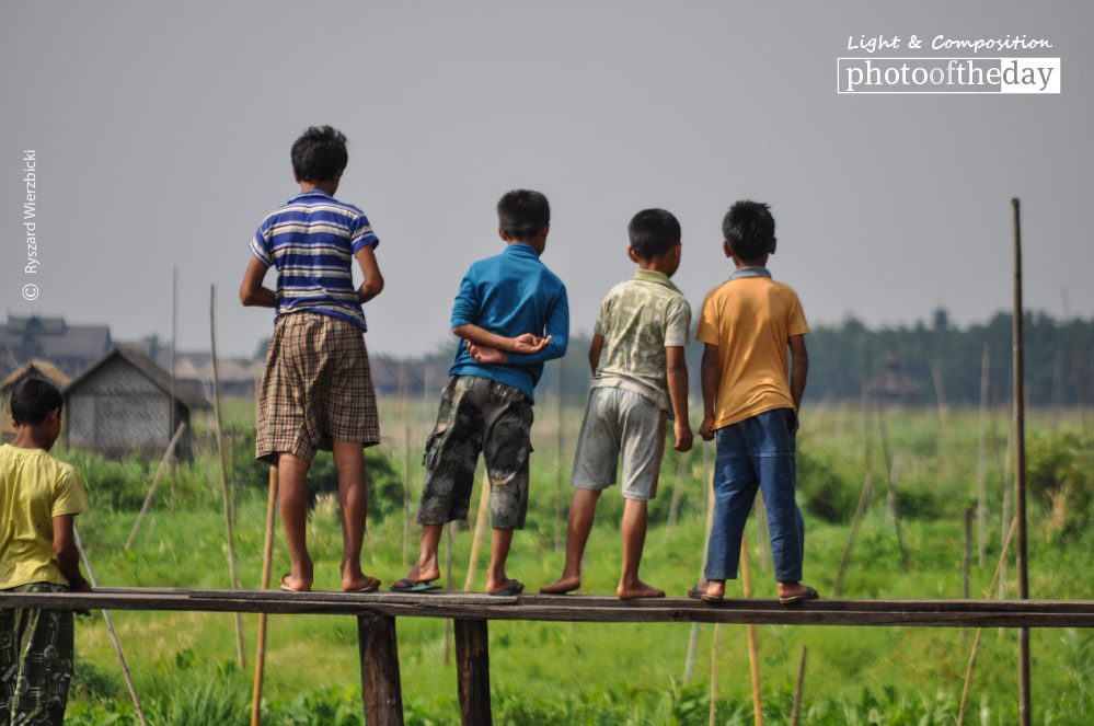 Friends on the Bridge, by Ryszard Wierzbicki Friends on the Bridge, by Ryszard Wierzbicki - Travel Photography, Photo of the Day, Award Winning Photography, Photography Awards, Online Photography Courses