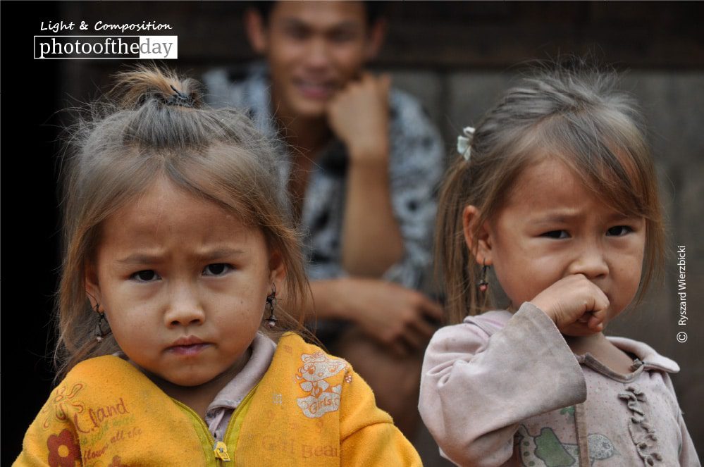 Yellow and Grey, by Ryszard Wierzbicki Yellow and Grey, by Ryszard Wierzbicki - Portrait Photography, Photojournalism, Award Winning Photography, Ryszard Wierzbicki, Light & Composition University