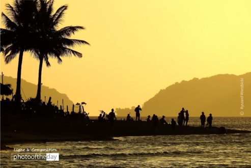 Peninsula Sunset by Ryszard Wierzbicki - Sunset Photography, Photography Awards, Photo of the Day, Landscape Photography, Award Winning Photography