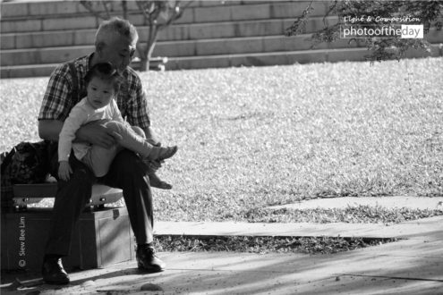 A Grandpa and His Grandchild by Siew Bee Lim - Photo of the Day, black and white photography, heartwarming photography, grandfather photography, photography awards