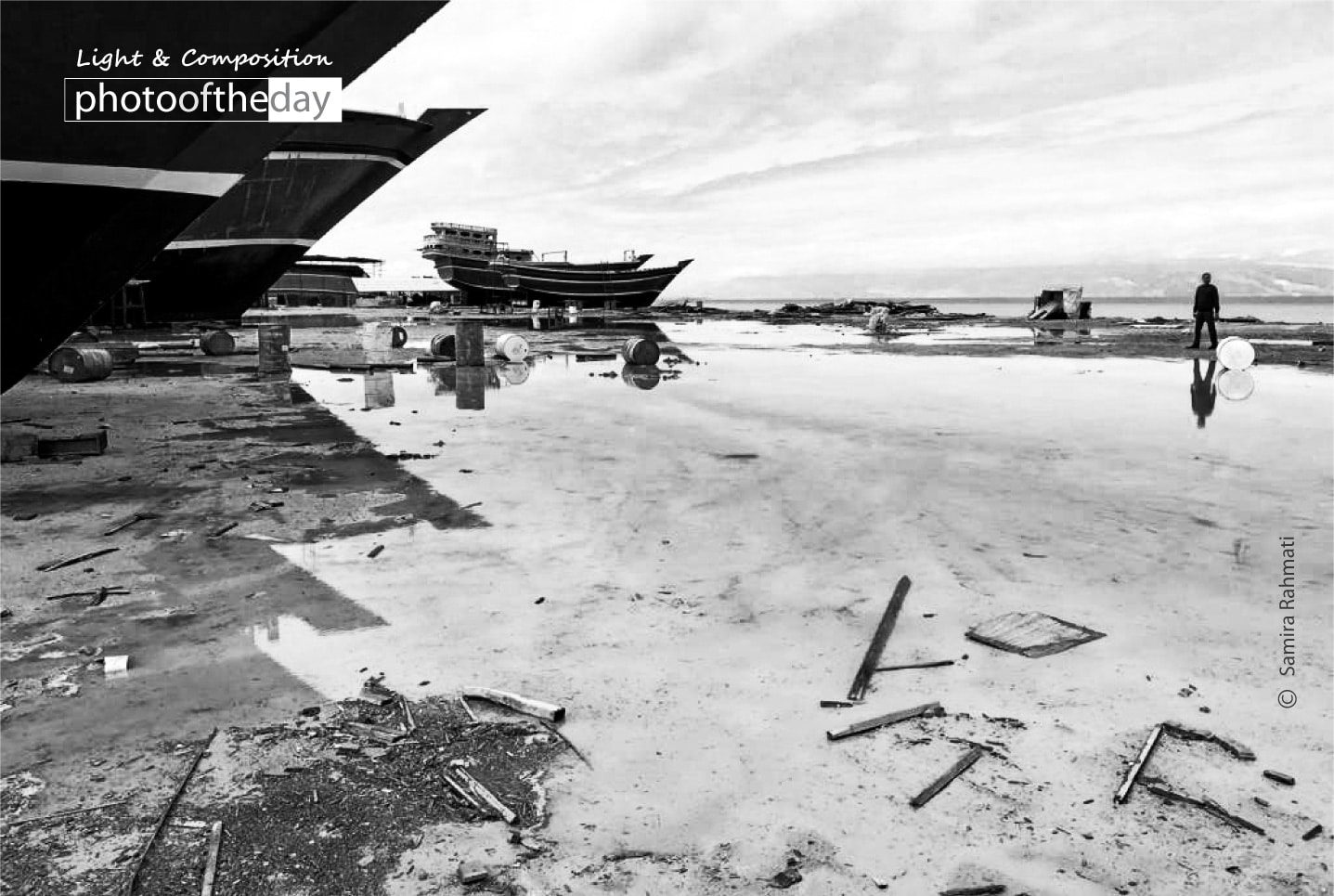 Loneliness by Samira Rahmati - Photojournalism, Art Photography, Photography Awards, Black and White Photography, Photo of the Day