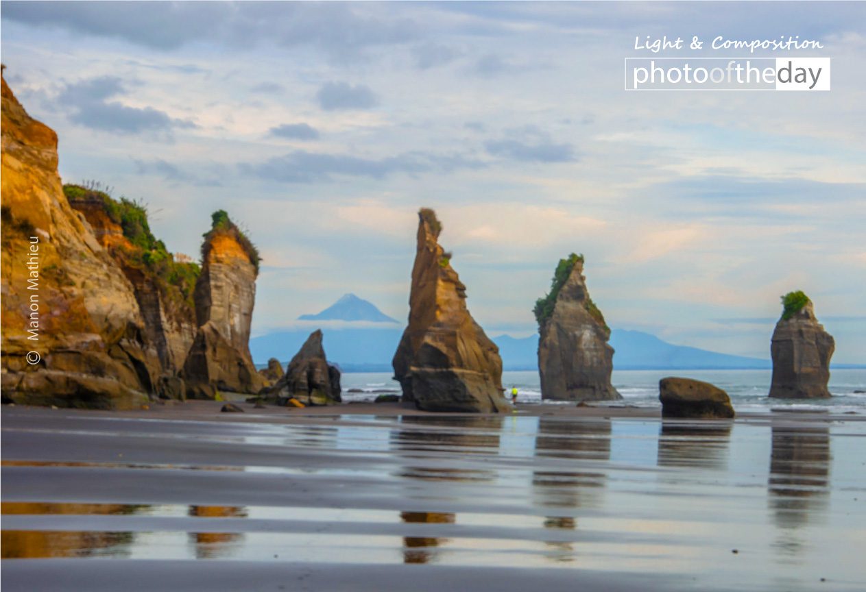 Sunset Near Three Sisters by Manon Mathieu Sunset Near Three Sisters by Manon Mathieu - Sunset Photography, Landscape Photography, Photo of the Day, Photography Awards, Online Photography Courses