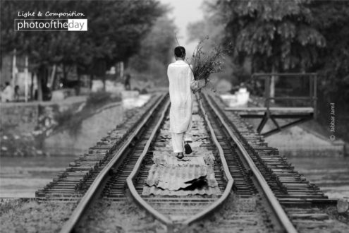 Risky Path by Jabbar Jamil - Photojournalism, Photography Awards, Black and White Photography, Risky Path, Jabbar Jamil