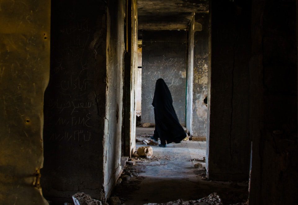 Crossing by Fatemeh Tajik Crossing by Fatemeh Tajik - Photojournalism, Art Photography, Photography Awards, Fatemeh Tajik, Crossing