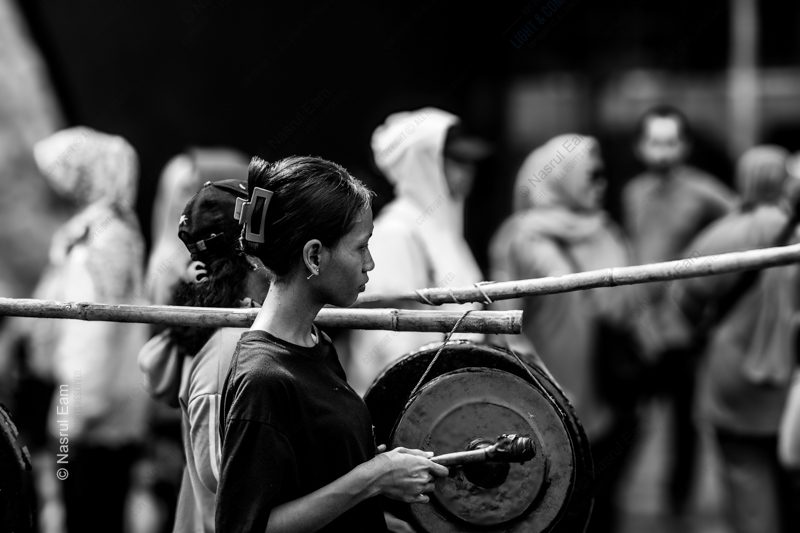 The Gong Carrier Nasrul Eam