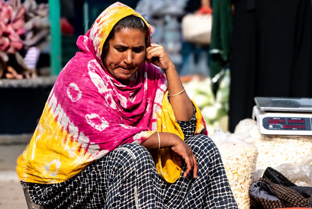 A Moment's Weight: Vibrant Hues, Quiet Thought