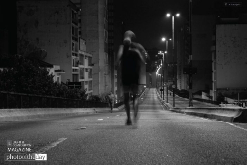 Running at Elevado Costa e Silva, by Marcus Laranjeira - Photojournalism, Street Photography, Black and White Photography, Award Winning Photography, Photo of the Day