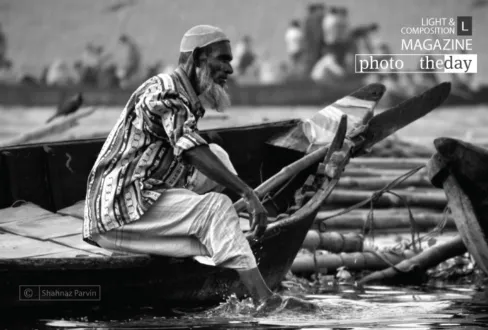 Prayer Time, by Shahnaz Parvin - Photojournalism, Documentary Photography, Award-Winning Photography, Photography Awards, Islamic Photography