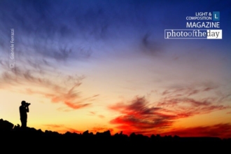 The Artist and the Onlookers