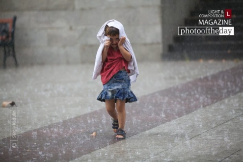 Running in the Rain by Sergiy Kadulin - Travel Photography, Photojournalism, Photography Awards, Art Photography, Online Photography Courses