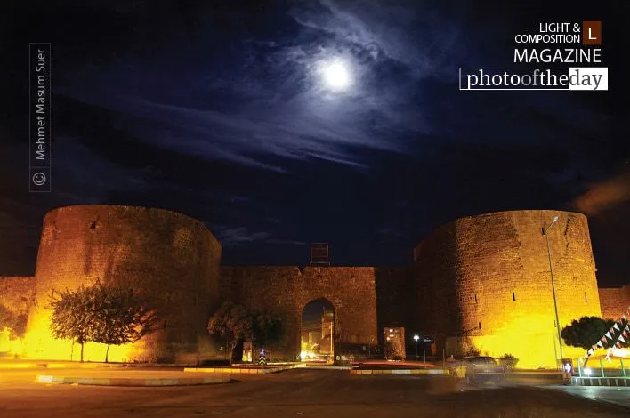 Diyarbakir Castle under the Moonlight by Mehmet Masum