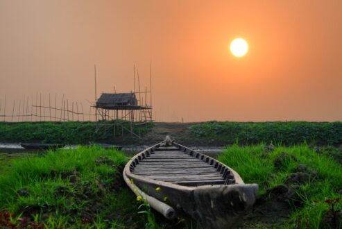 Casting Hope Across the Flowing Tide by Shahnaz Parvin