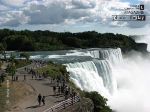 Overlooking the Niagara Falls by Masrur Ashraf