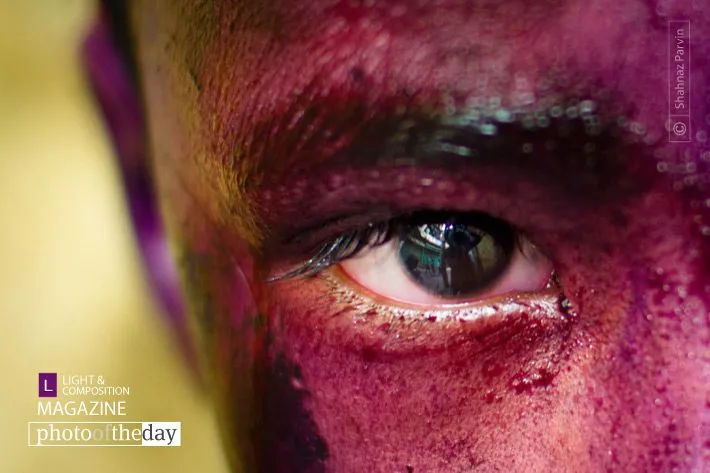 Gazing in Color, by Shahnaz Parvin - Photojournalism, Color Photography, Documentary Photography, Photography Awards, Online Photography Courses