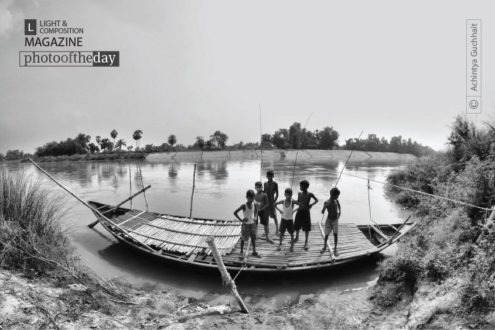 Fisherman Gang, by Achintya Guchhait - Documentary Photography, Photojournalism, Award Winning Photography, Children Photography, Achintya Guchhait