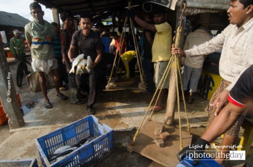 Bickering, by Nirupam Roy - Street Photography, Photojournalism, Award Winning Photography, Documentary Photography, Photography Awards