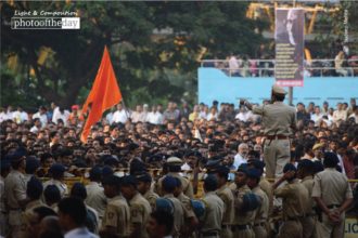 Making Way through the Throng by Sudeep Mehta