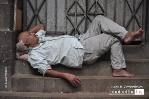 Mumbai Siesta by Ryszard Wierzbicki