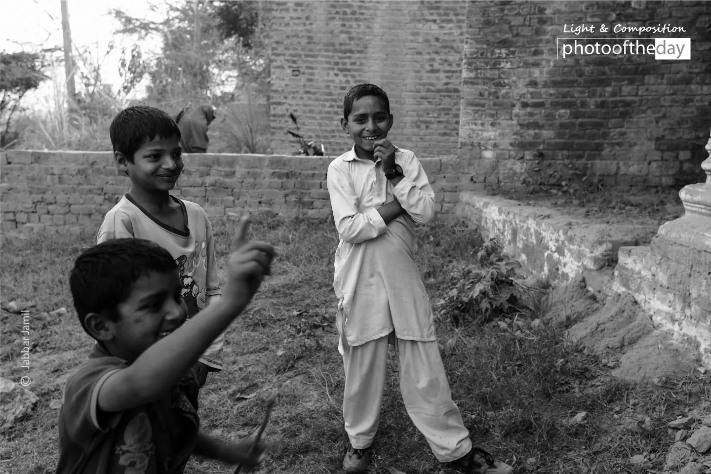 No Camera Shy, by Jabbar Jamil - Street Photography, Photojournalism, Black and White Photography, Photography Awards, Photo of the Day