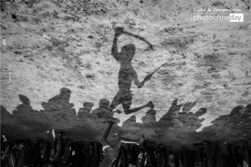 The Killer by Sourav Das - Photojournalism, Photography Awards, Black and White Photography, Art Photography, Online Photography Courses