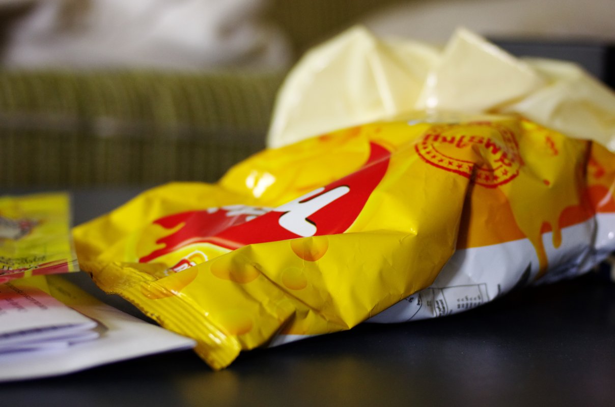 Tokina 100mm f/2.8 AT-X Pro Macro