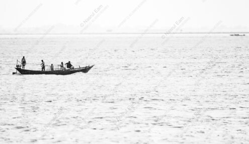 Passengers on the Open River Crossing