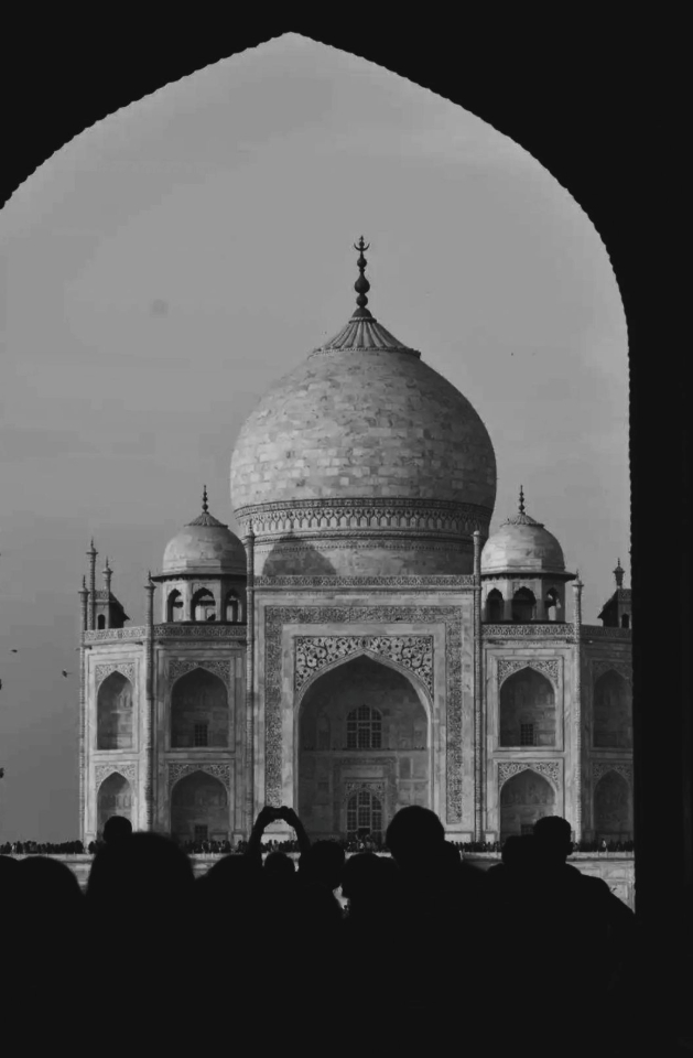 First Glimpse of Taj Mahal by Swati Iyer