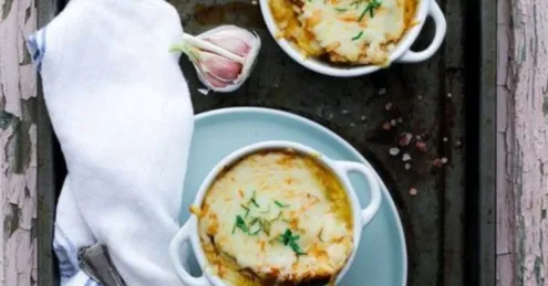 French Onion Soup by Larisa Sferle