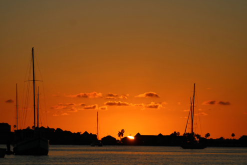 Sunset in Paradise by Kristel Sturrus - Sunset Photography, Landscape Photography, Photo of the Day, Photography Courses, Light & Composition University