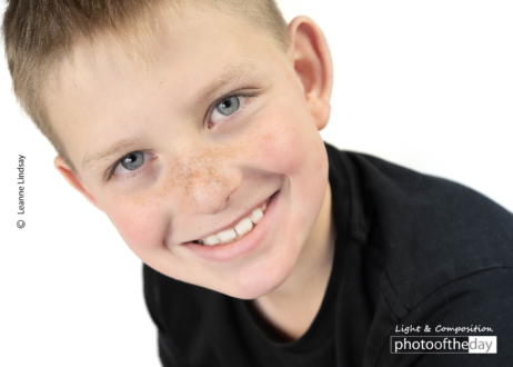 Take My Photo Nan by Leanne Lindsay - Portrait Photography, Photography Education, Child Portrait, Candid Photography, Light & Composition University