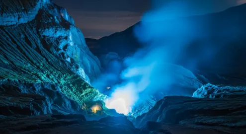 Ijen Blue Fire: The Sulphur Volcano at Night