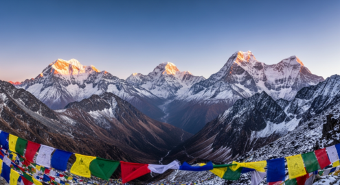 Annapurna Circuit: Around the White Mountain