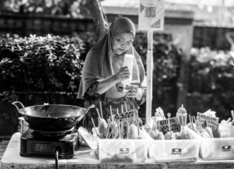 The Roadside Food Vendor