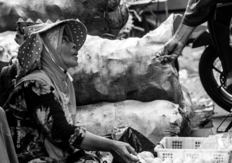 The Egg Seller's Transaction