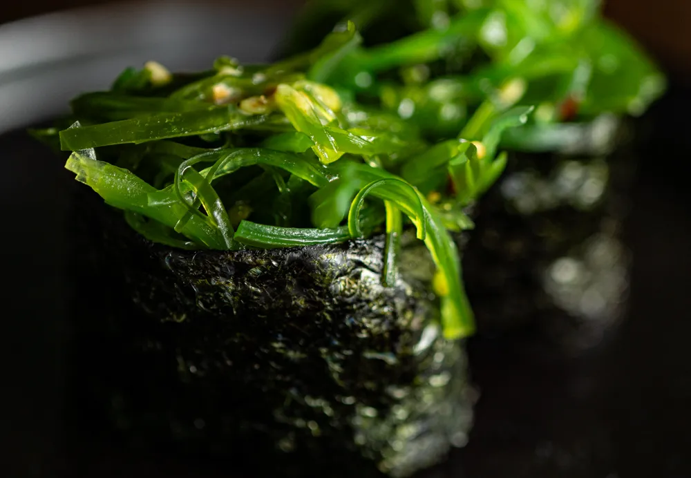 Chuka Seaweed Gunkan Sushi