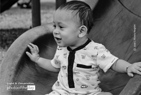 Free Like a Bird by Jose Juniel Rivera-Negron - Photojournalism, Child Portrait, Photography Awards, Photo of the Day, Light & Composition University