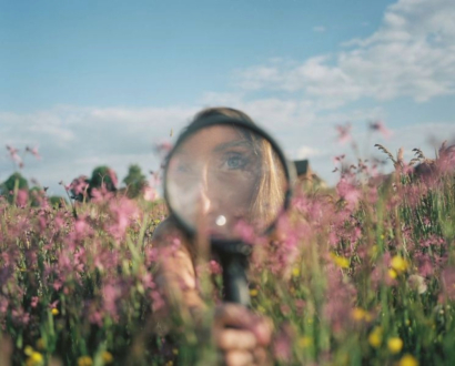 Herbalist by Bartłomiej Śnierzyński - Art Photography, Photography Awards, Photojournalism, Fine Art Photography, Film Photography